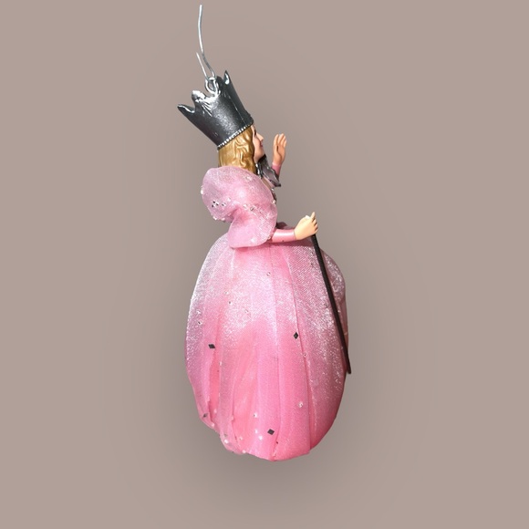 Enchanting 2011 Hallmark Glinda the Good Witch Ornament - Wizard of Oz - Picture 4 of 7